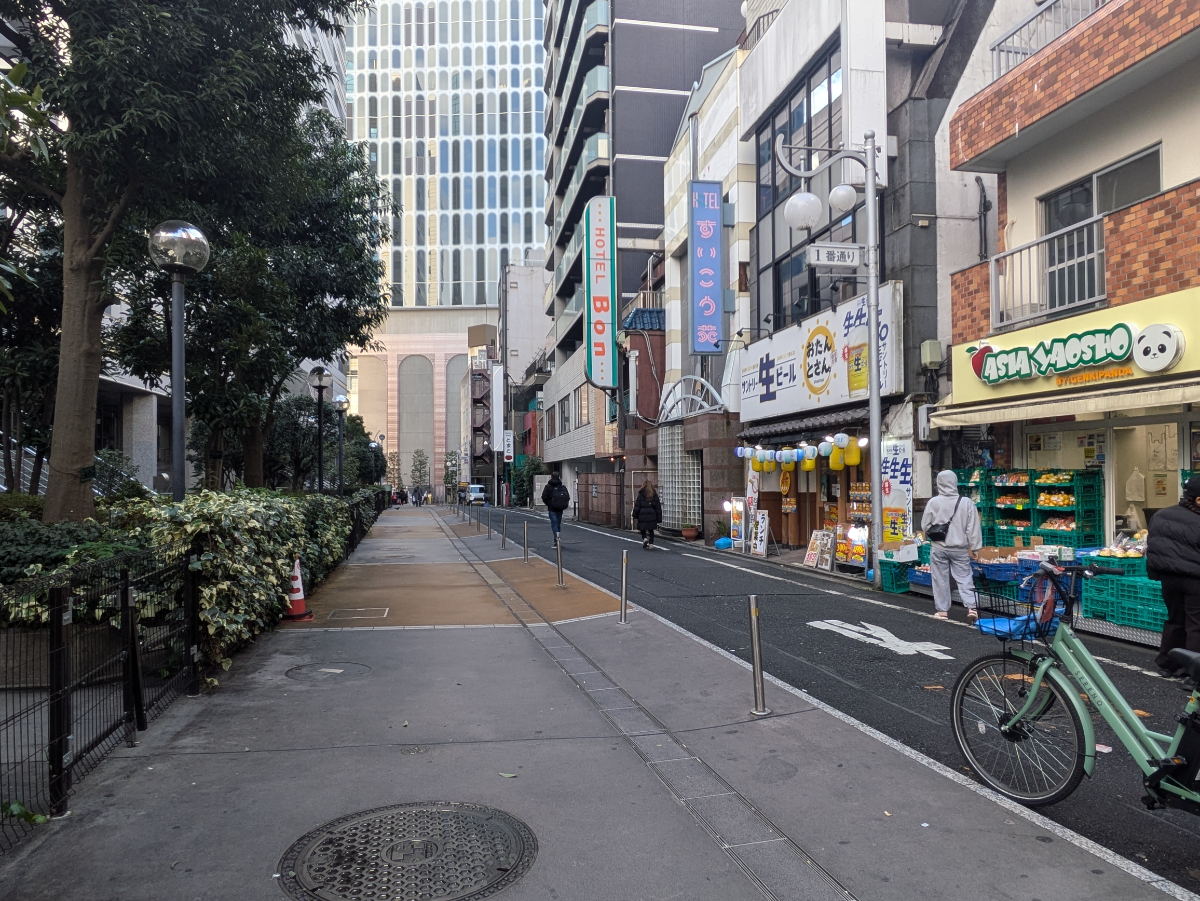 fresh/building/J00100397999_2