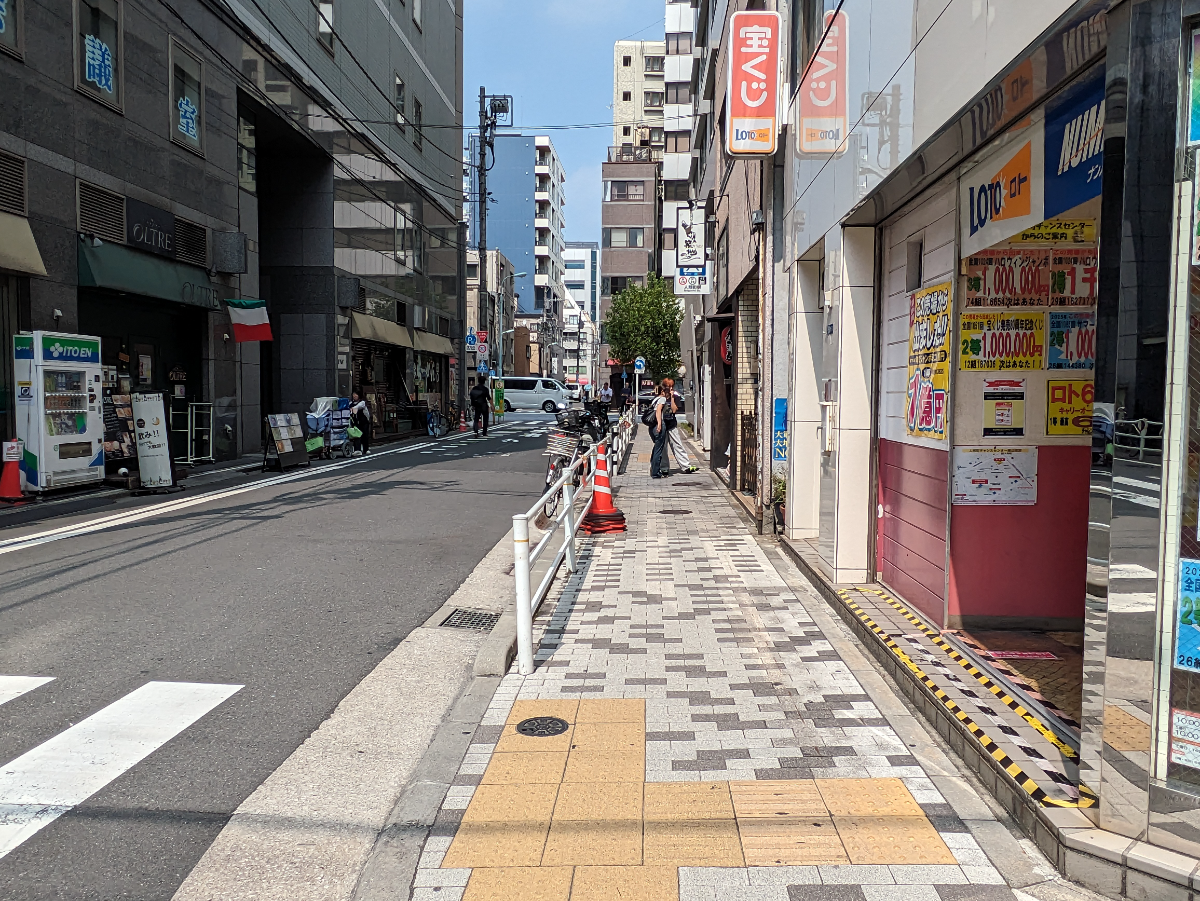 fresh/building/J00100398035_14