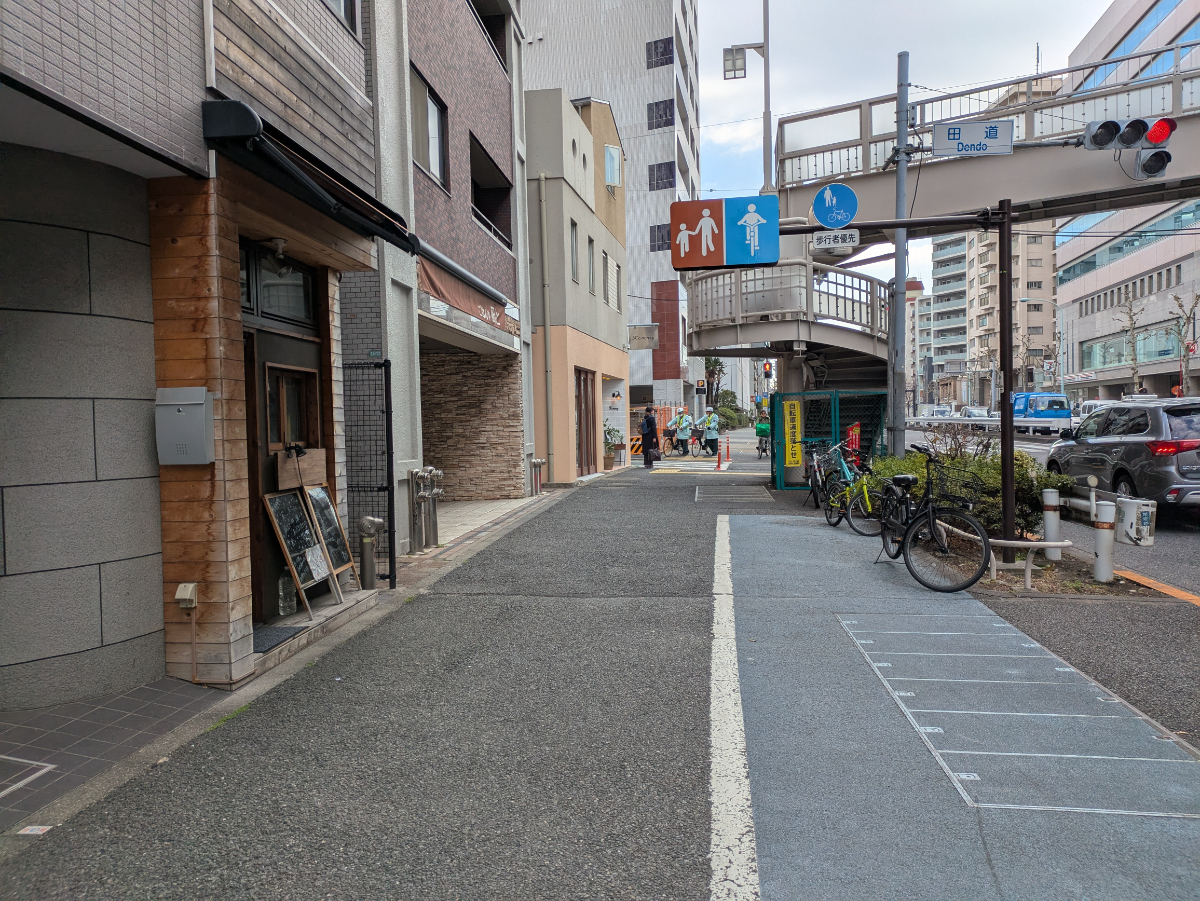 fresh/building/J00100398172_2