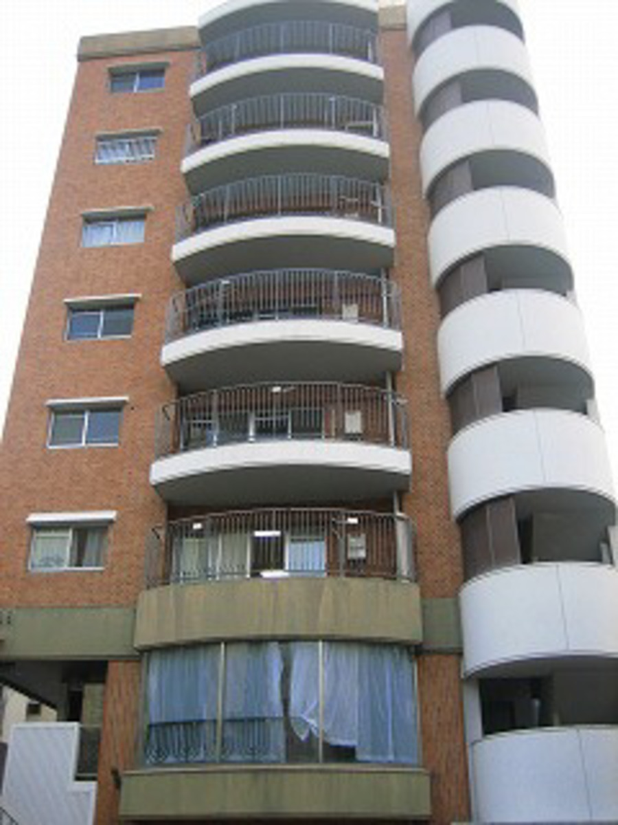 fresh/building/J00100398299_1