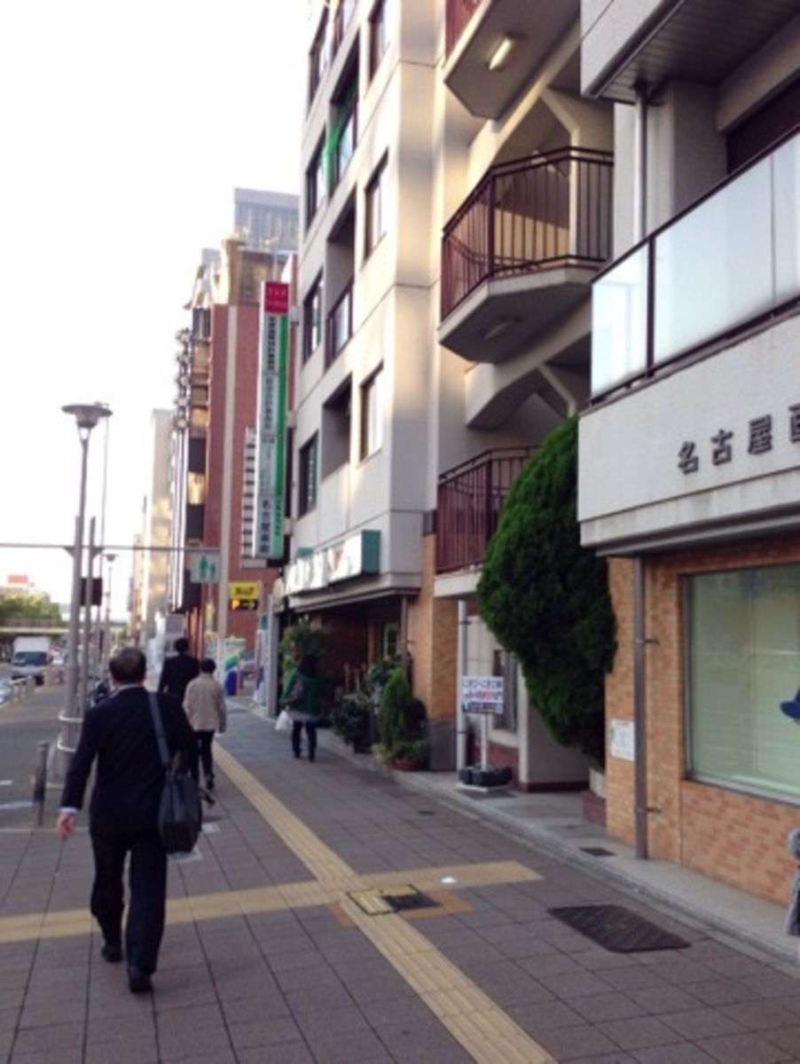 fresh/building/J00100398757_2