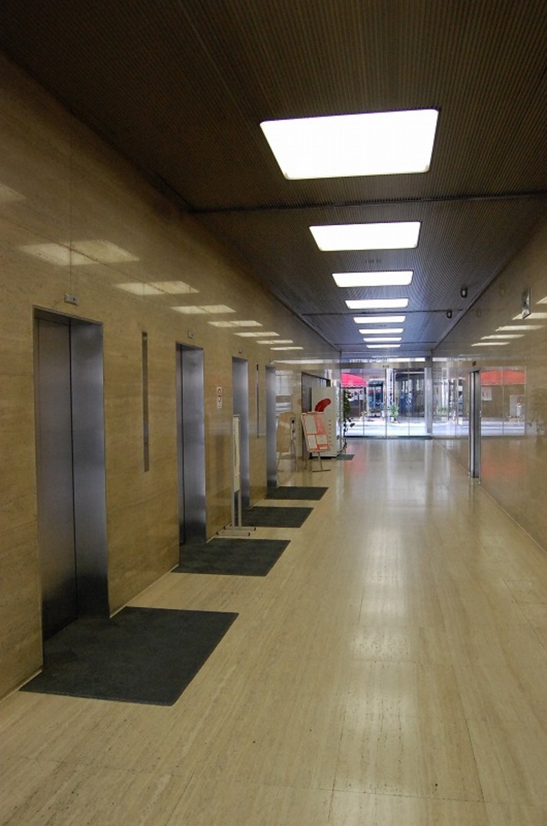 fresh/building/J00100399435_4