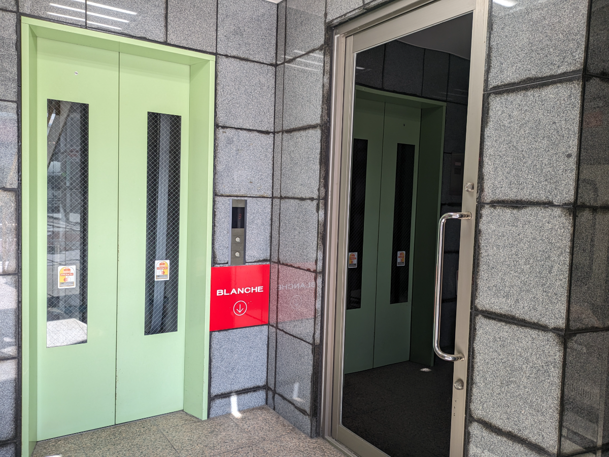 fresh/building/J00100401886_16