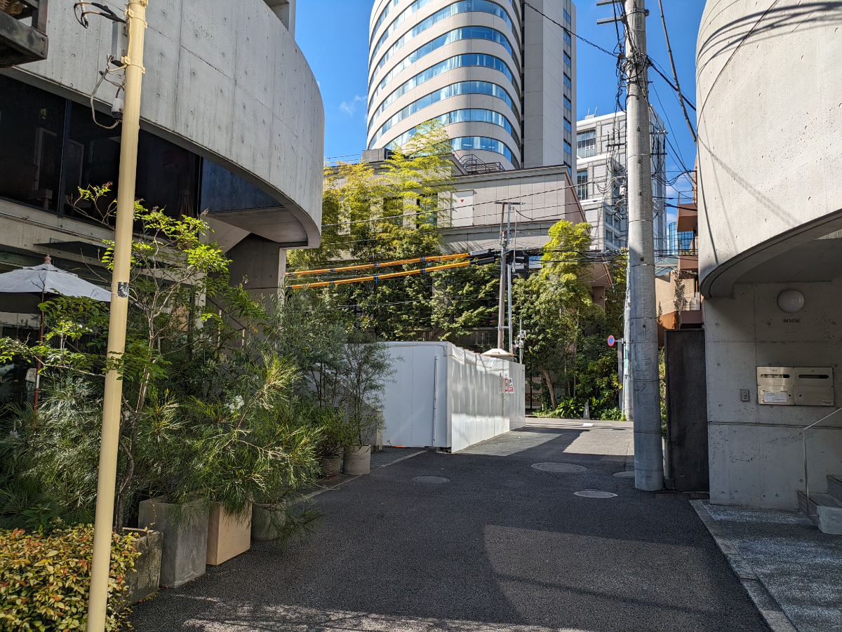 fresh/building/J00100401956_2