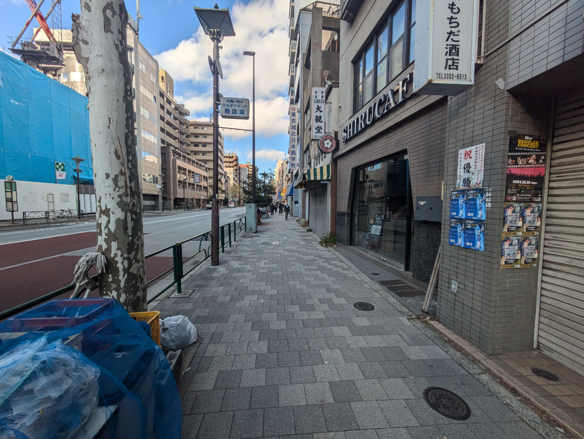 fresh/building/J00100402015_2