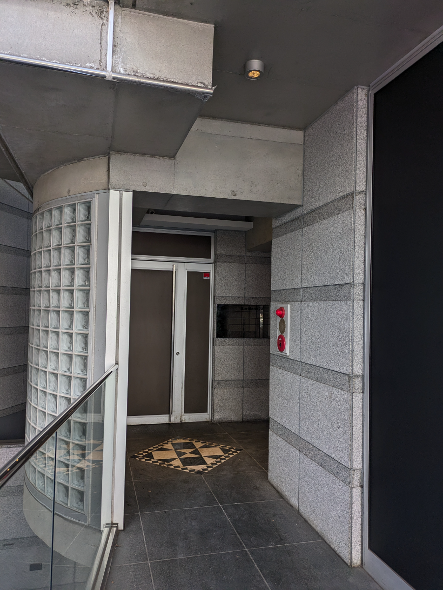 fresh/building/J00100402715_3
