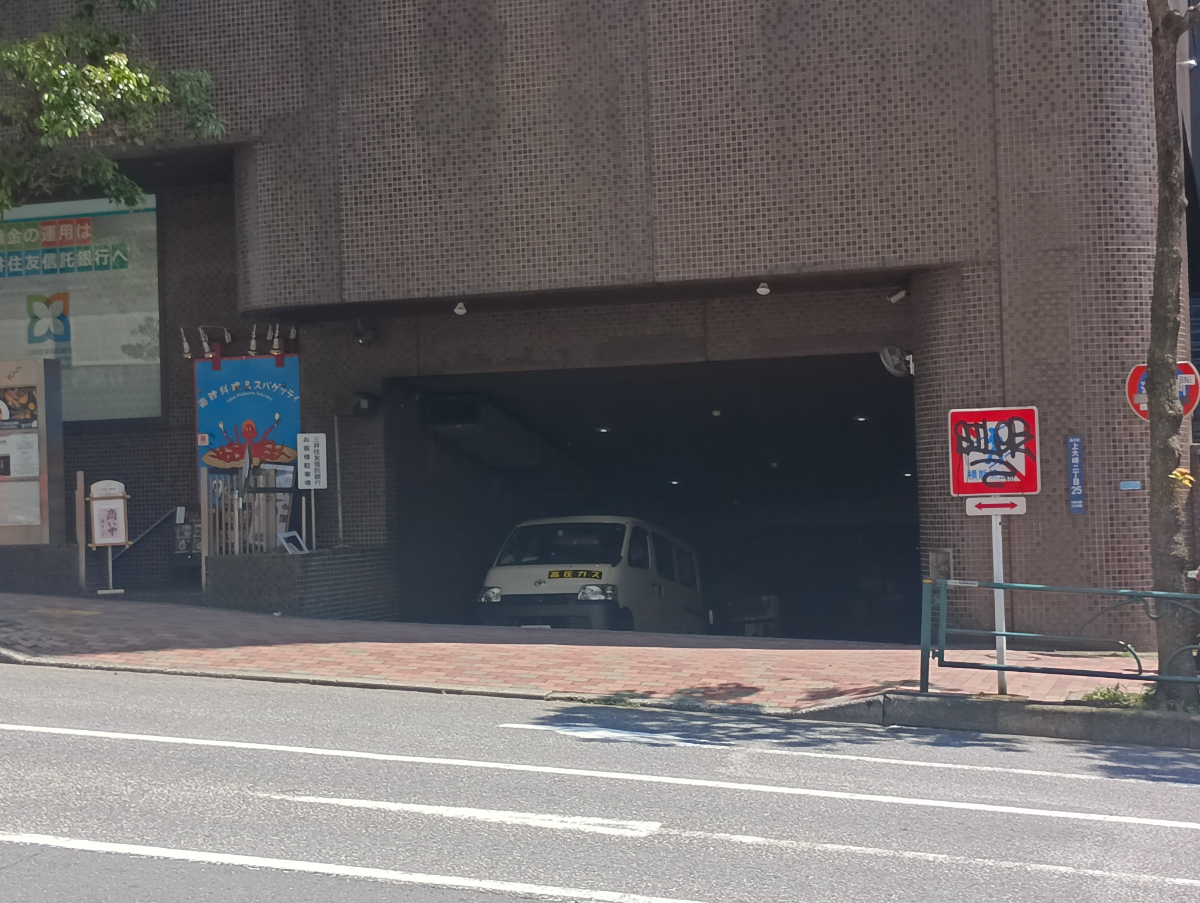 fresh/building/J00100402798_16