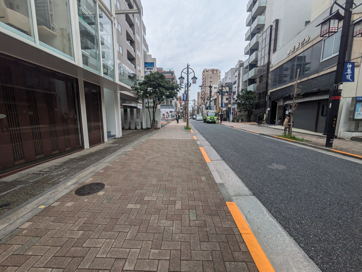 fresh/building/J00100402800_2