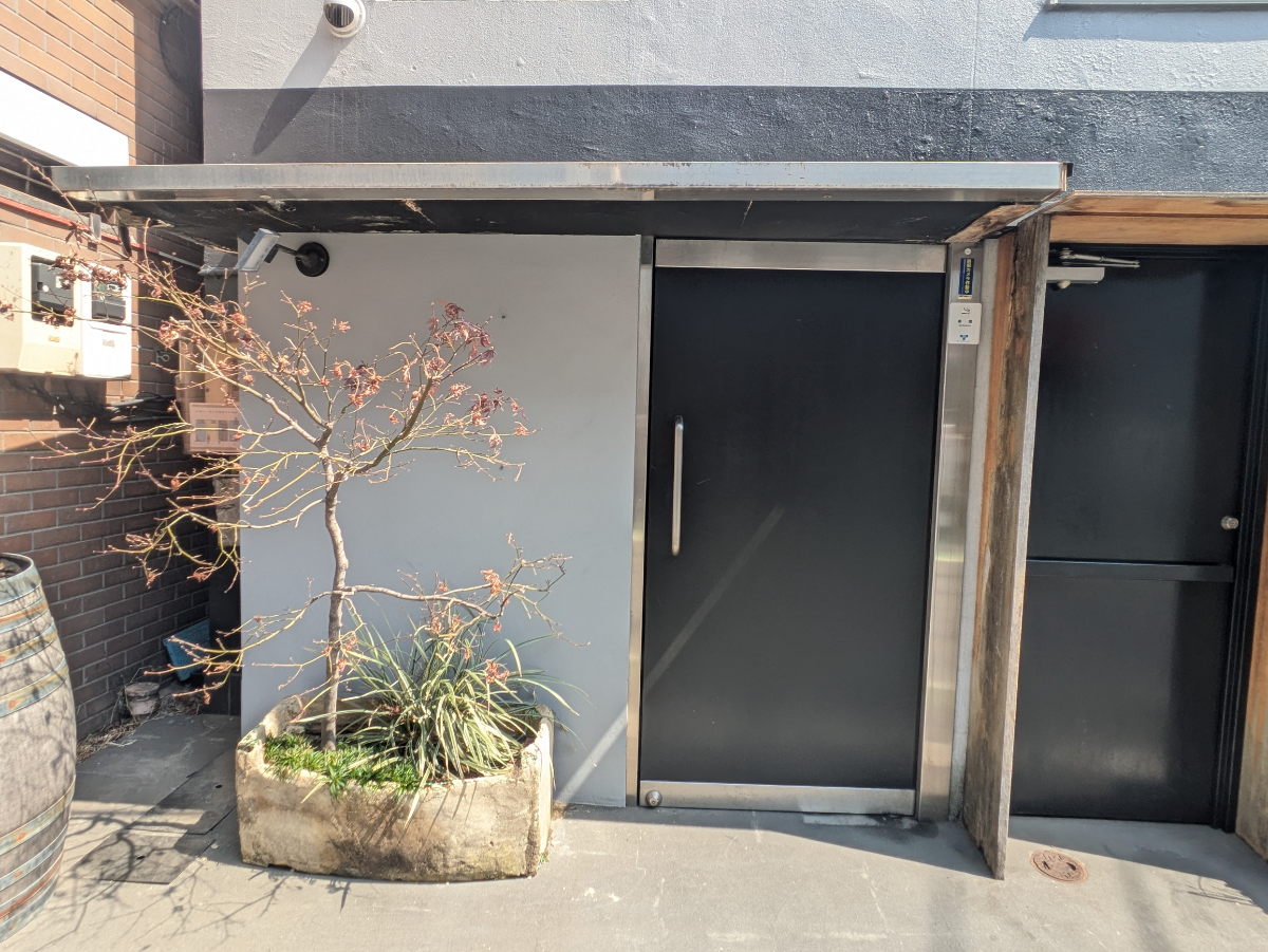 fresh/building/J00100403264_3