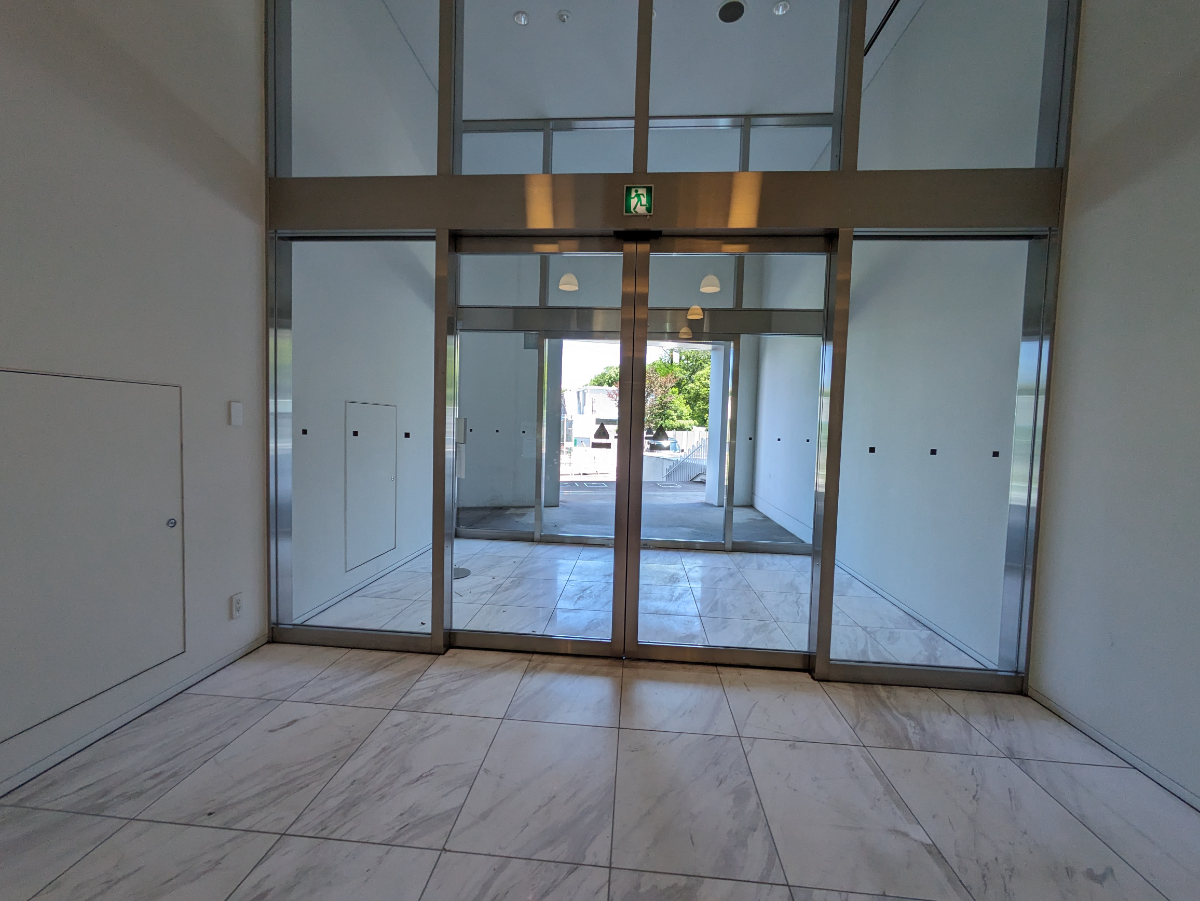 fresh/building/J00100403619_64