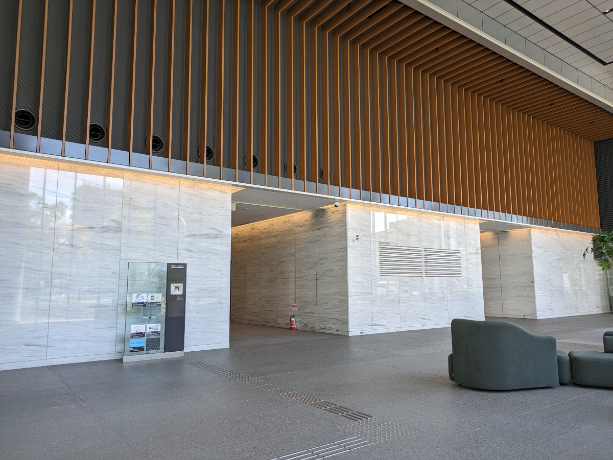 fresh/building/J00100403743_43