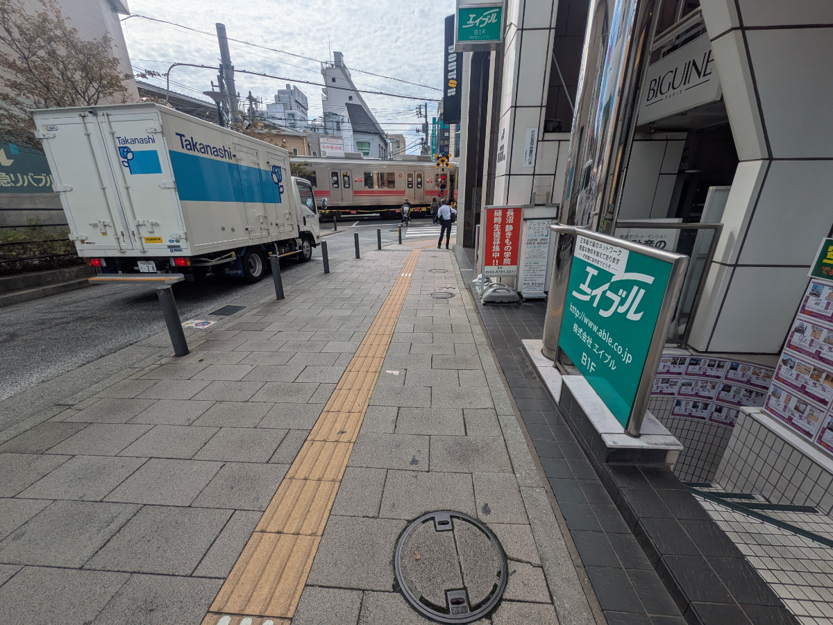 fresh/building/J00100404641_12