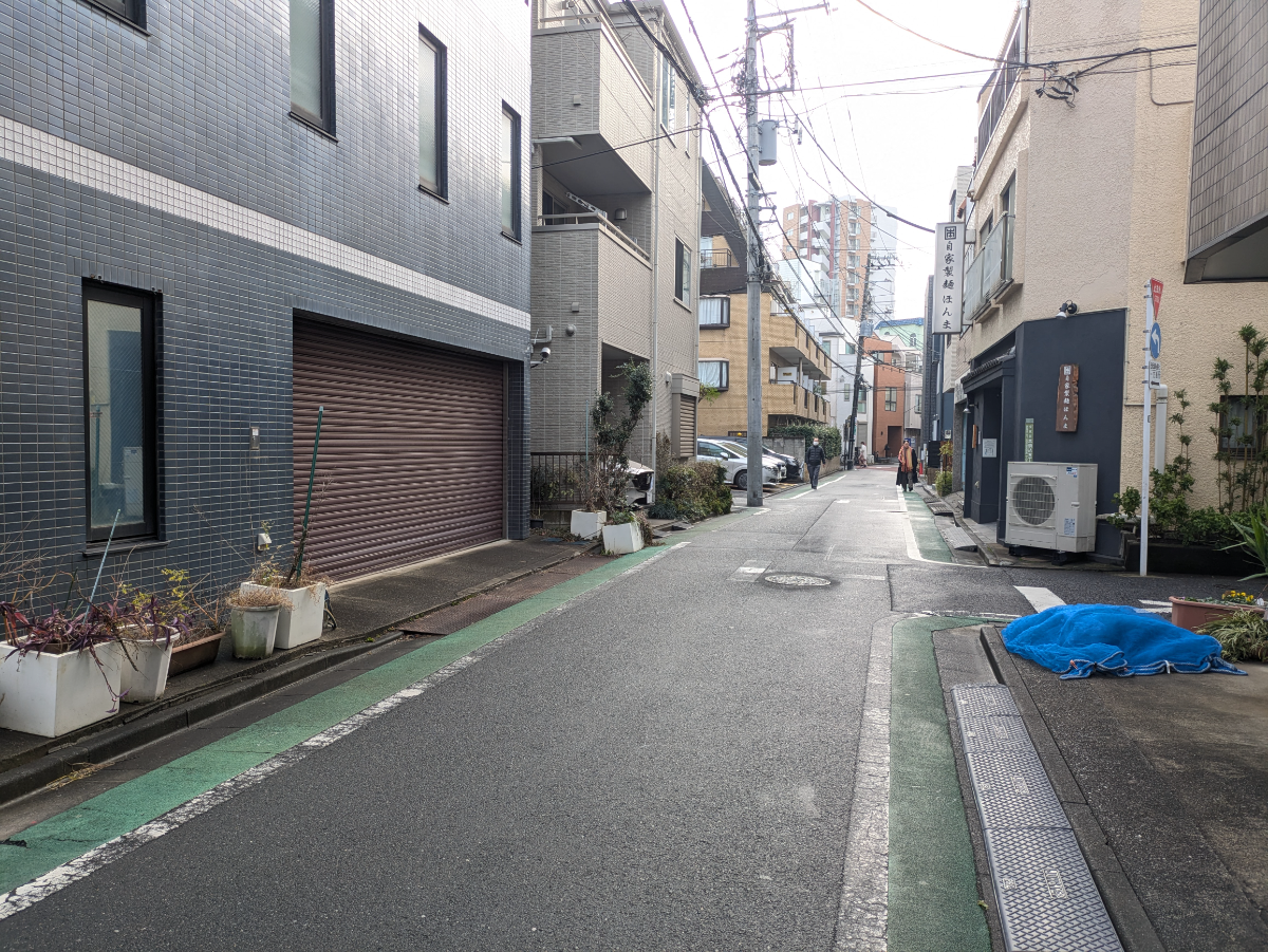 fresh/building/J00100407772_2