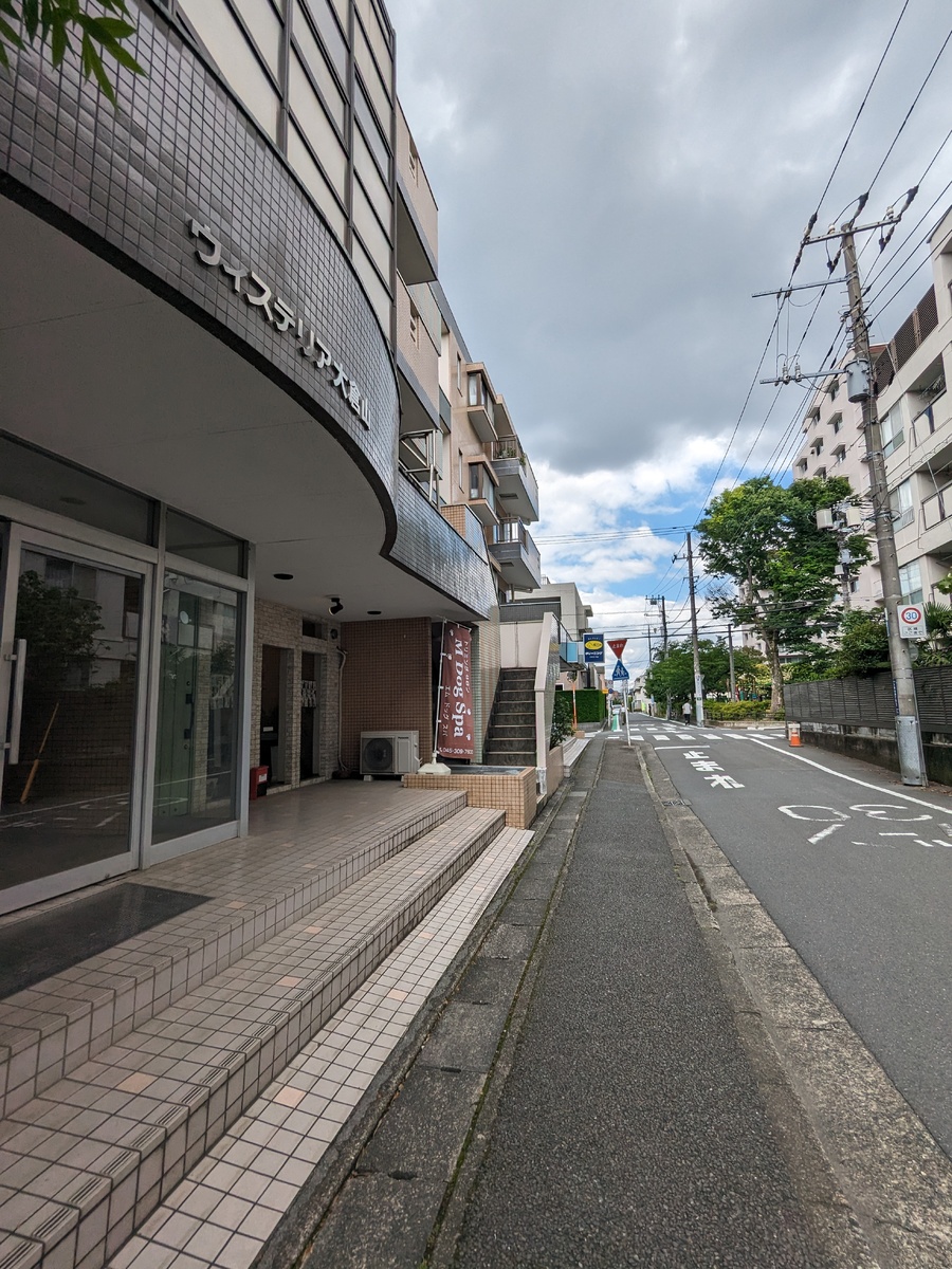 fresh/building/J00100407779_2