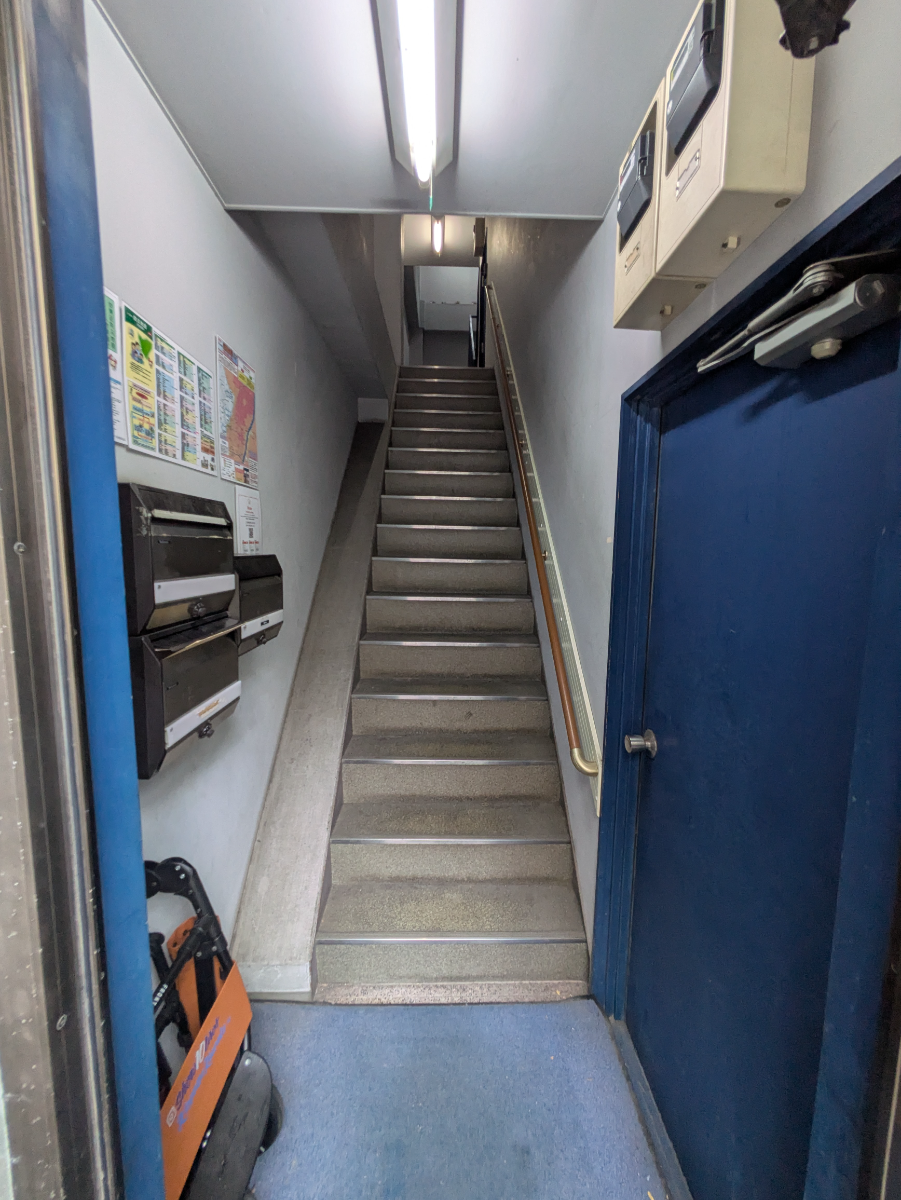 fresh/building/J00100408245_4