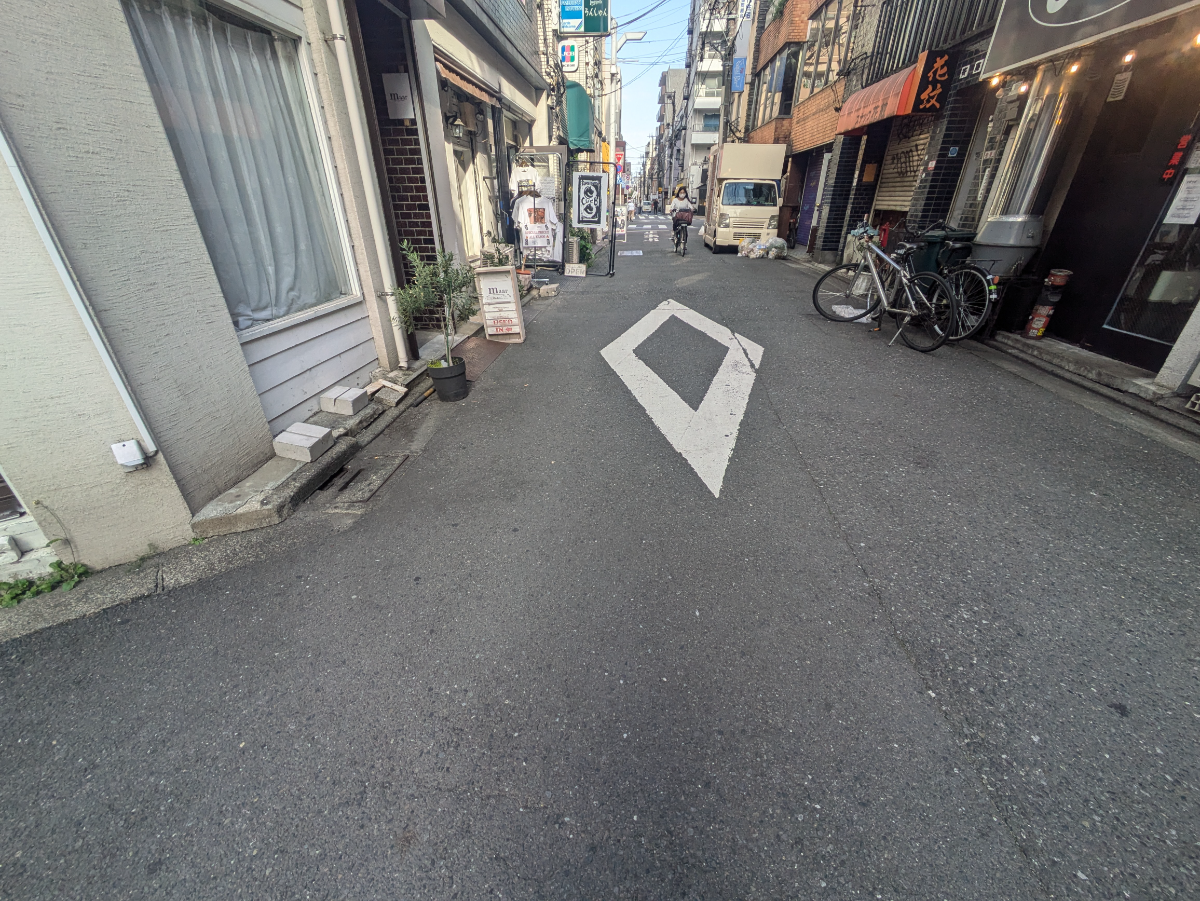 fresh/building/J00100412858_2