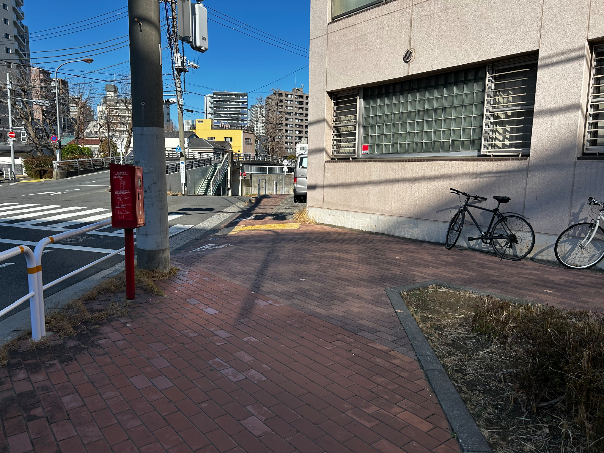 fresh/building/J00100418100_2