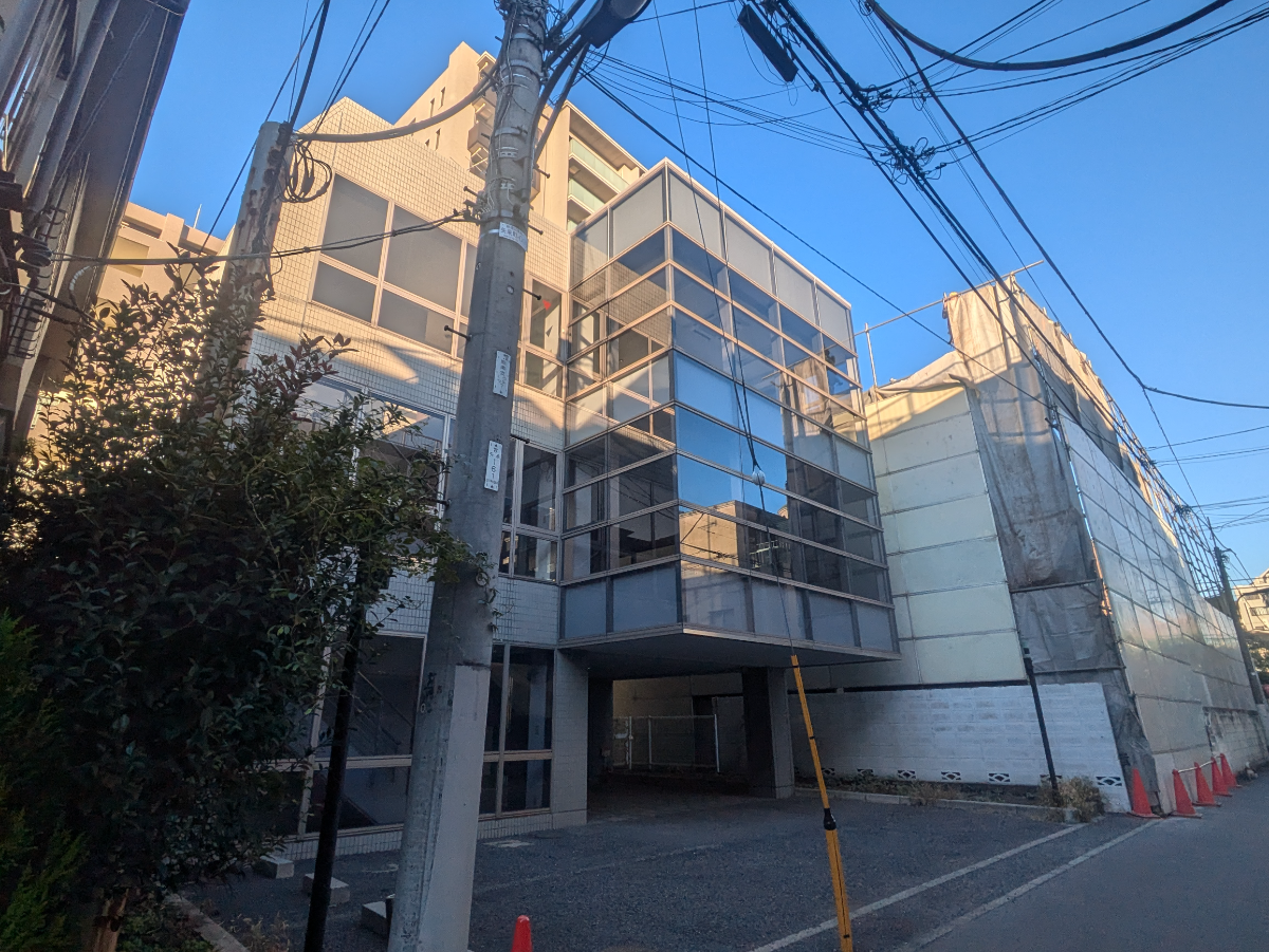 fresh/building/J00100420167_60