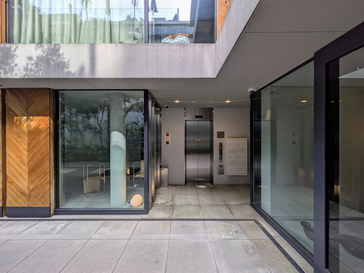 fresh/building/J00100420582_3