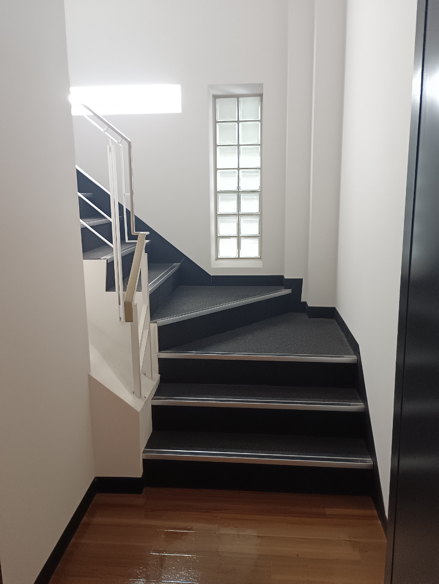 fresh/building/J00100427308_12