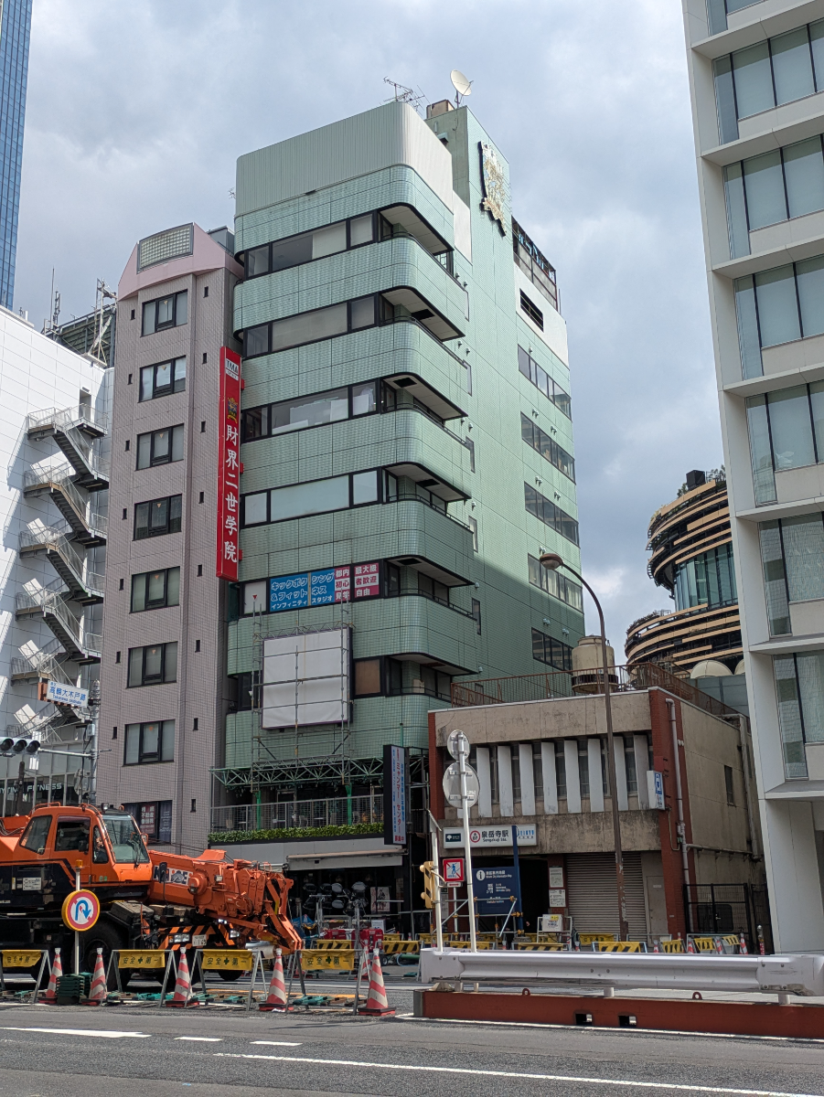 fresh/building/J00100428323_1