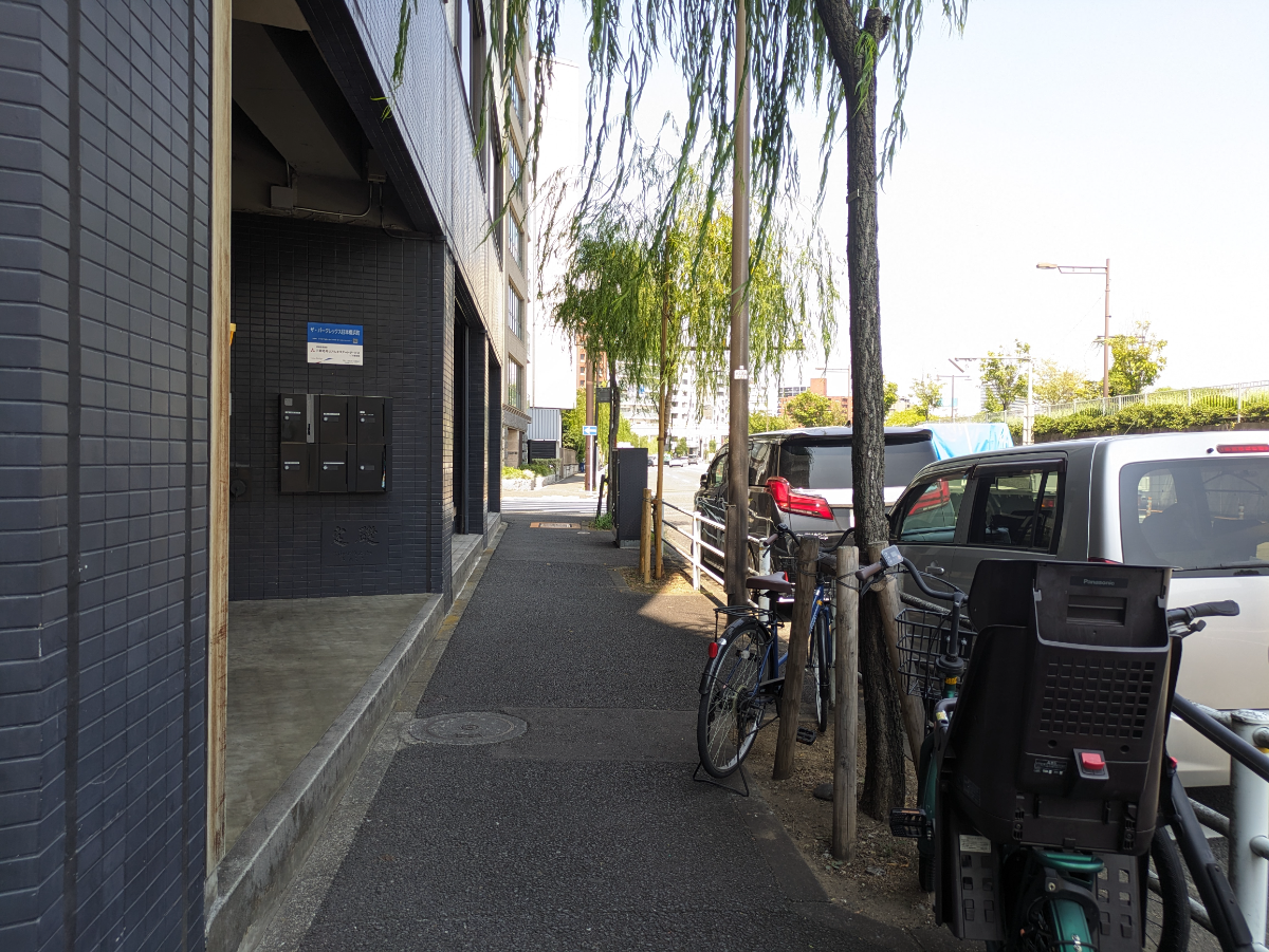 fresh/building/J00100428758_2
