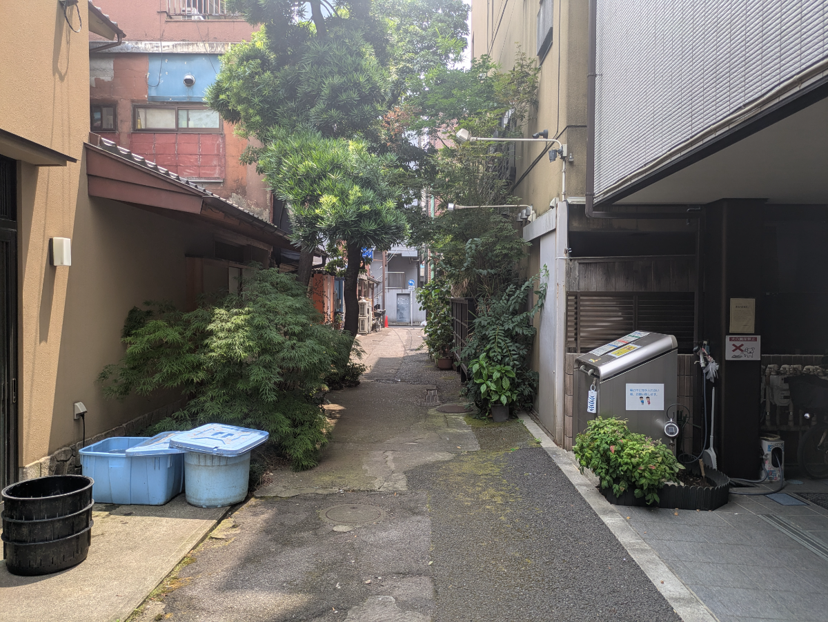 fresh/building/J00100432318_15