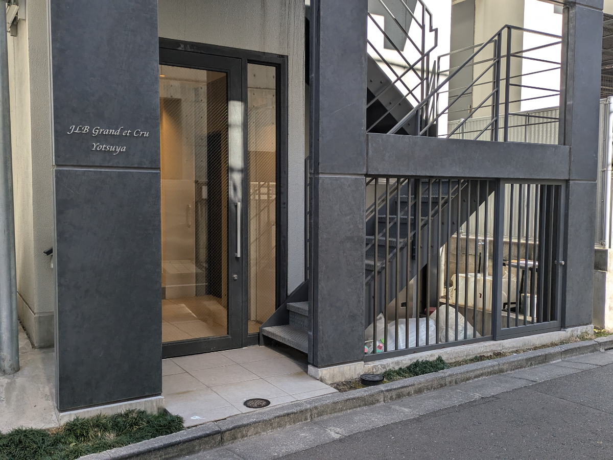 fresh/building/J00100435937_3