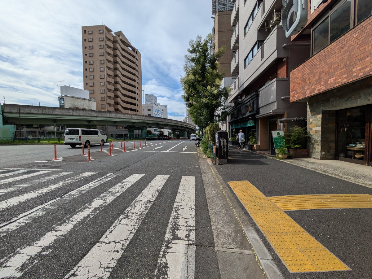 fresh/building/J00100439996_2