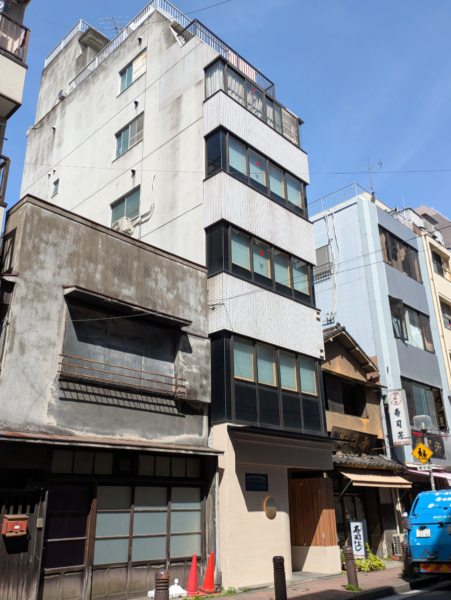fresh/building/J00100442136_1