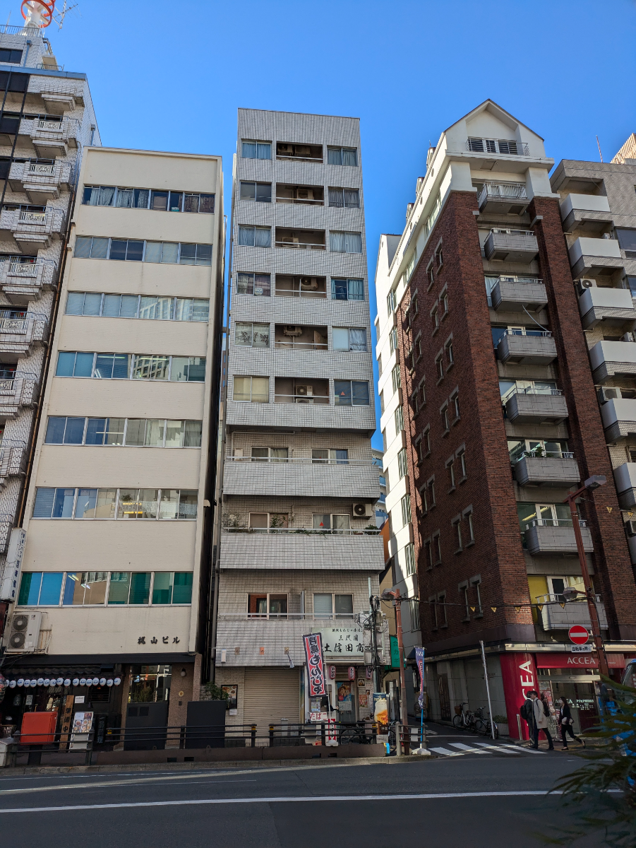 fresh/building/J00100443247_1