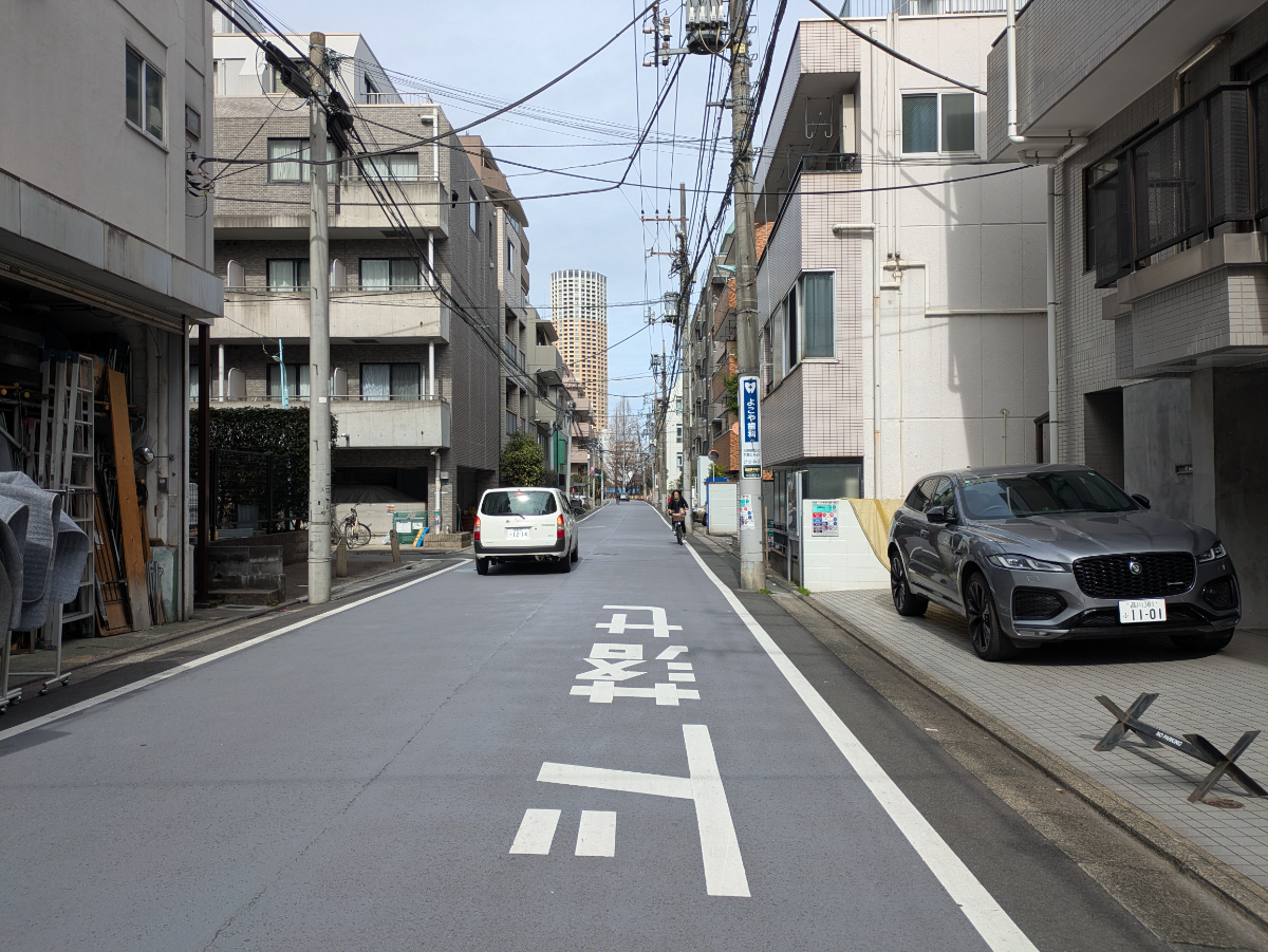 fresh/building/J00100443273_2