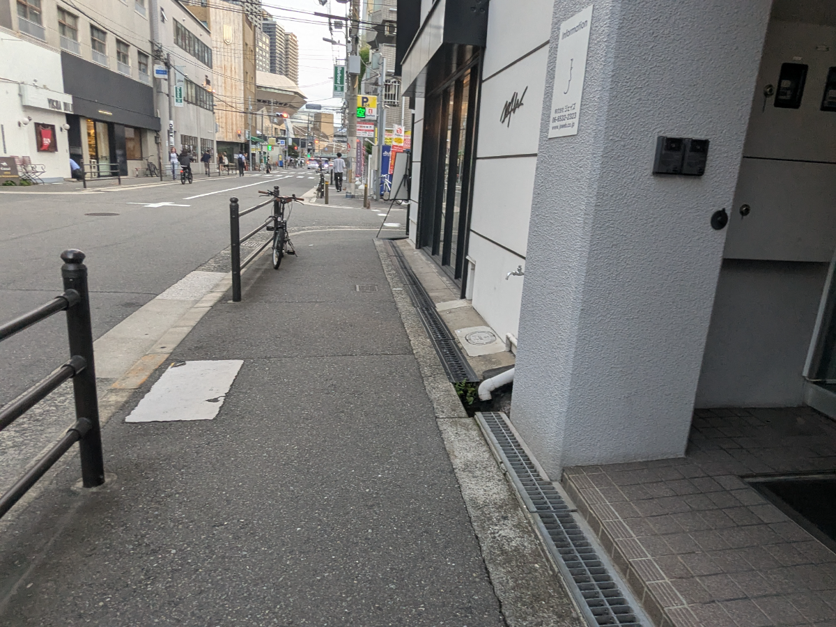 fresh/building/J00100446432_2