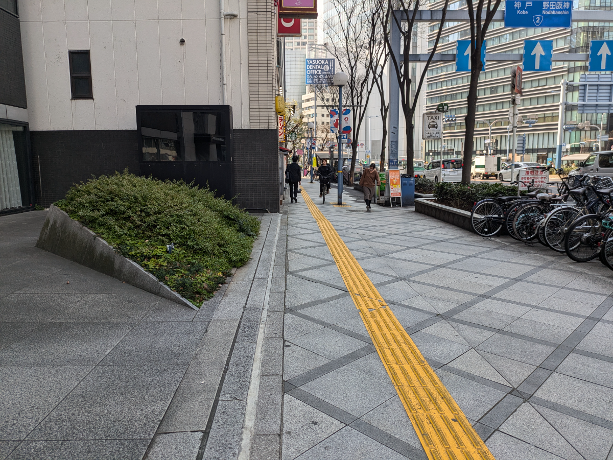 fresh/building/J00100448356_2