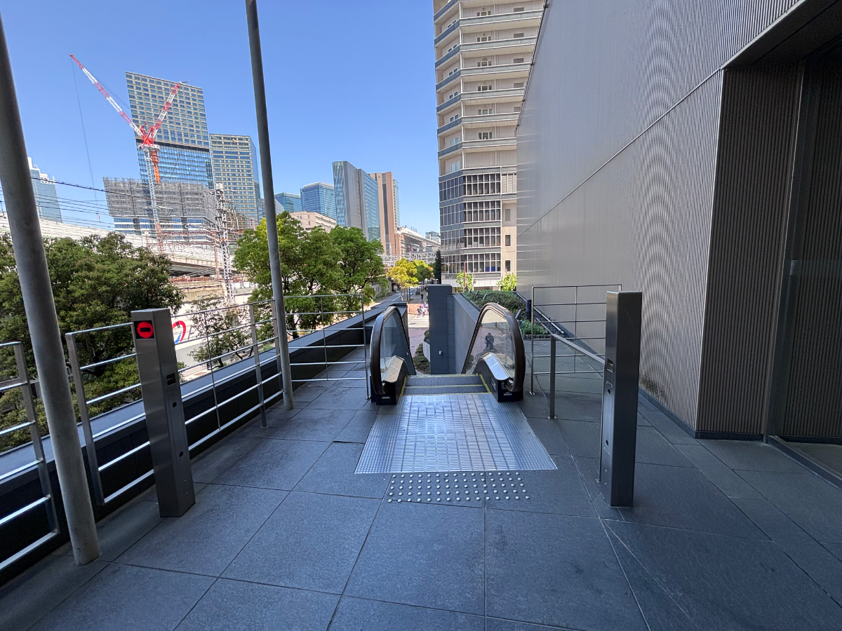 fresh/building/J00100450506_24