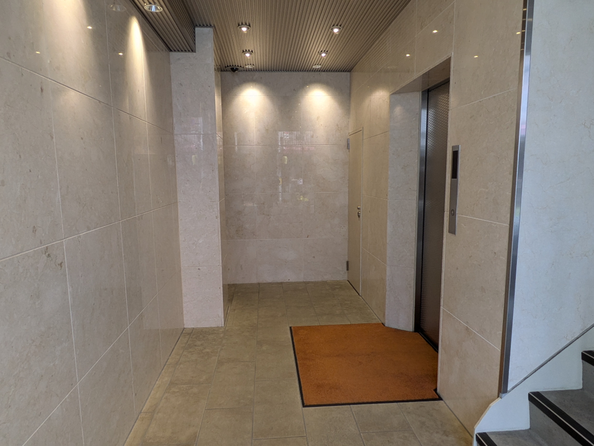 fresh/building/J00100458398_7