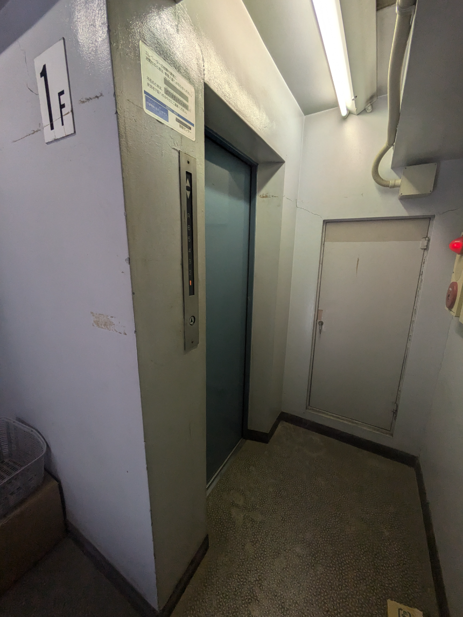 fresh/building/J00100463696_4