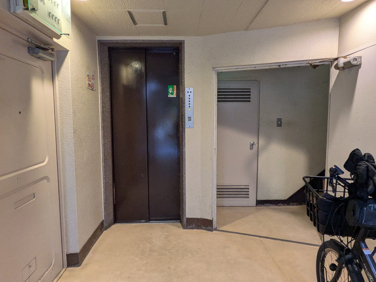fresh/building/J00100463772_5