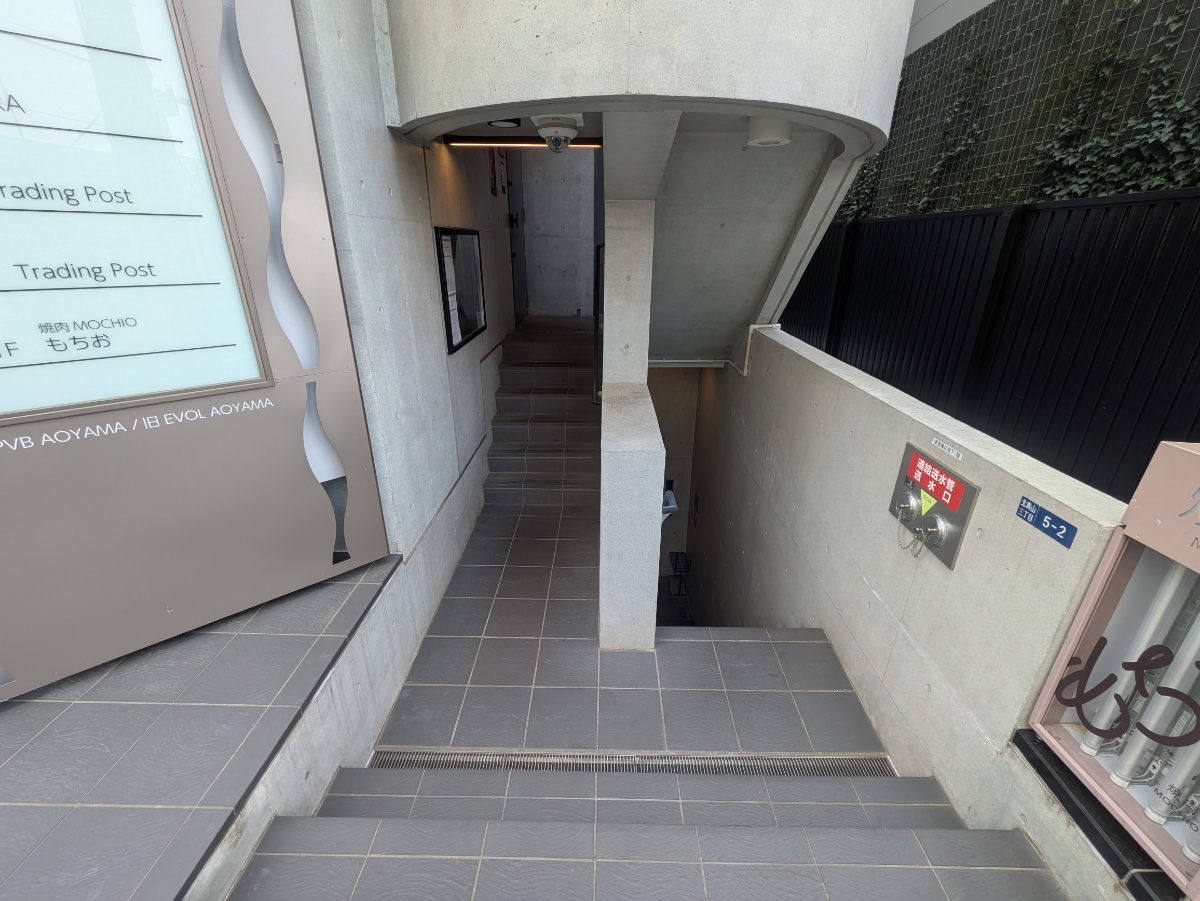 fresh/building/J00100465005_3