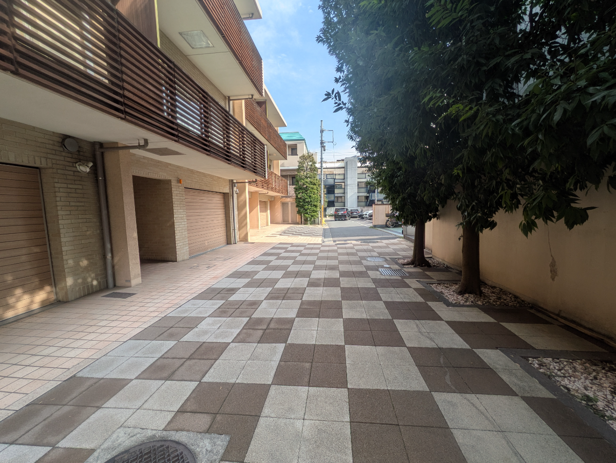 fresh/building/J00100465968_2