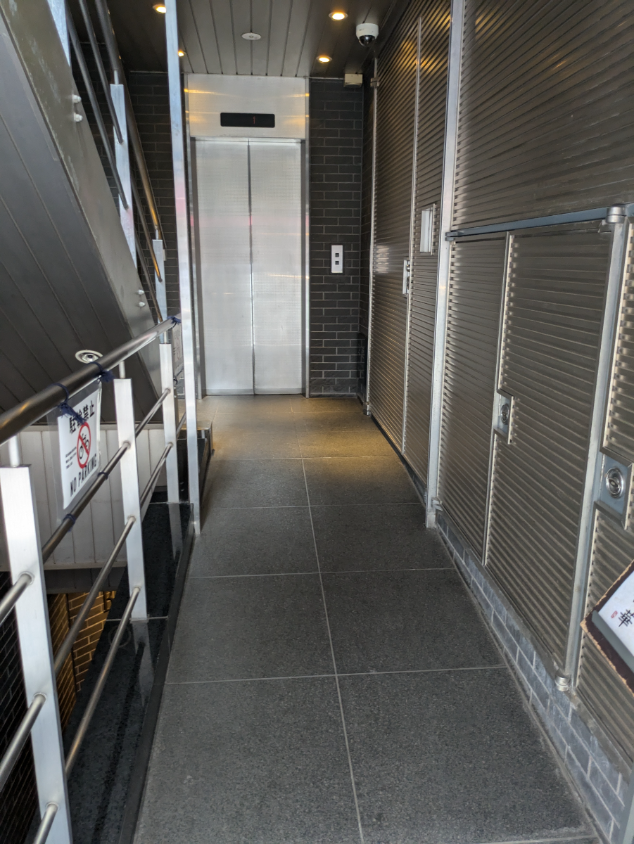 fresh/building/J00100475800_8