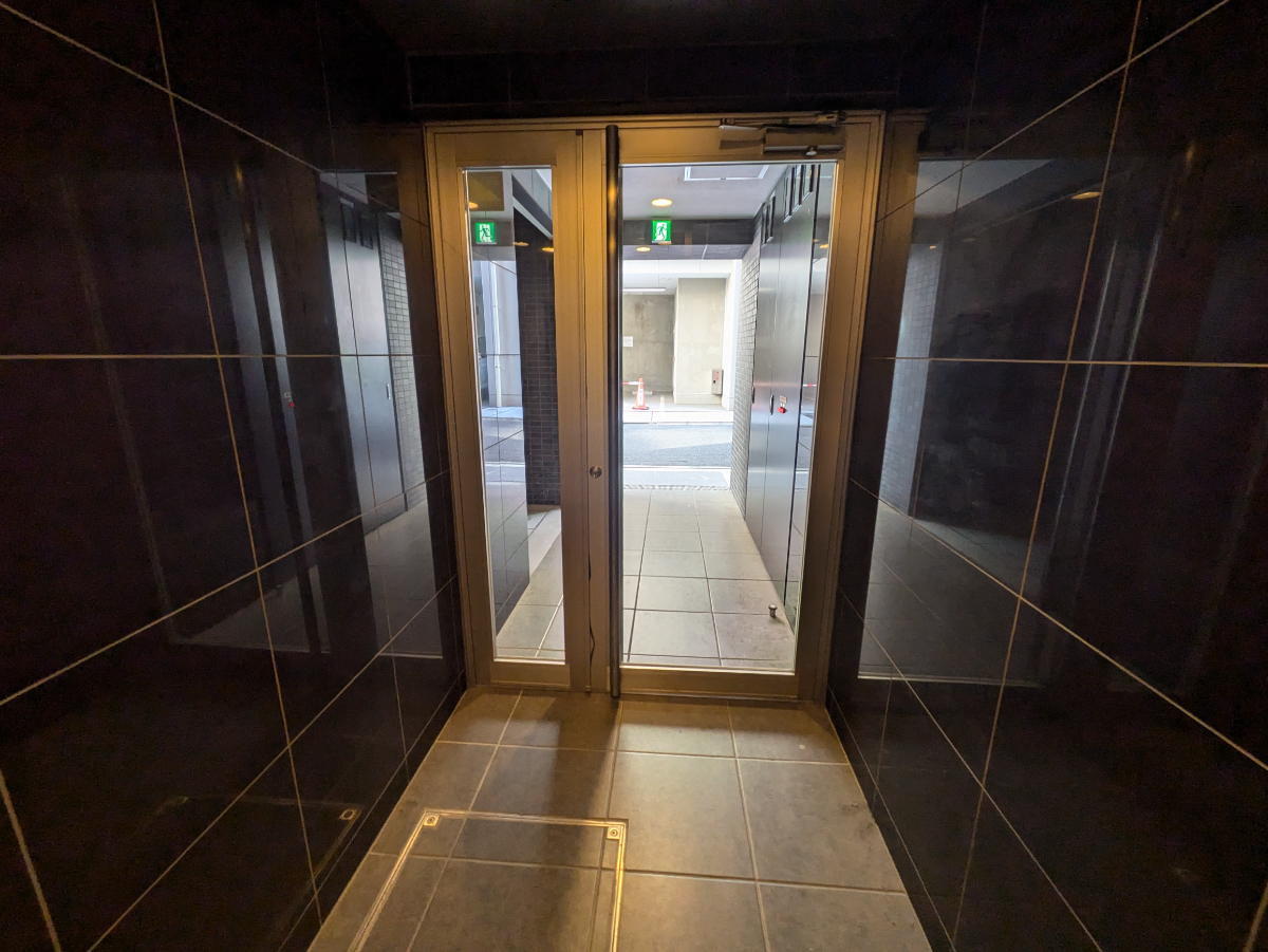 fresh/building/J00100476004_11