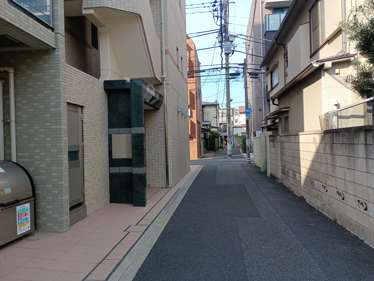 fresh/building/J00100476165_2