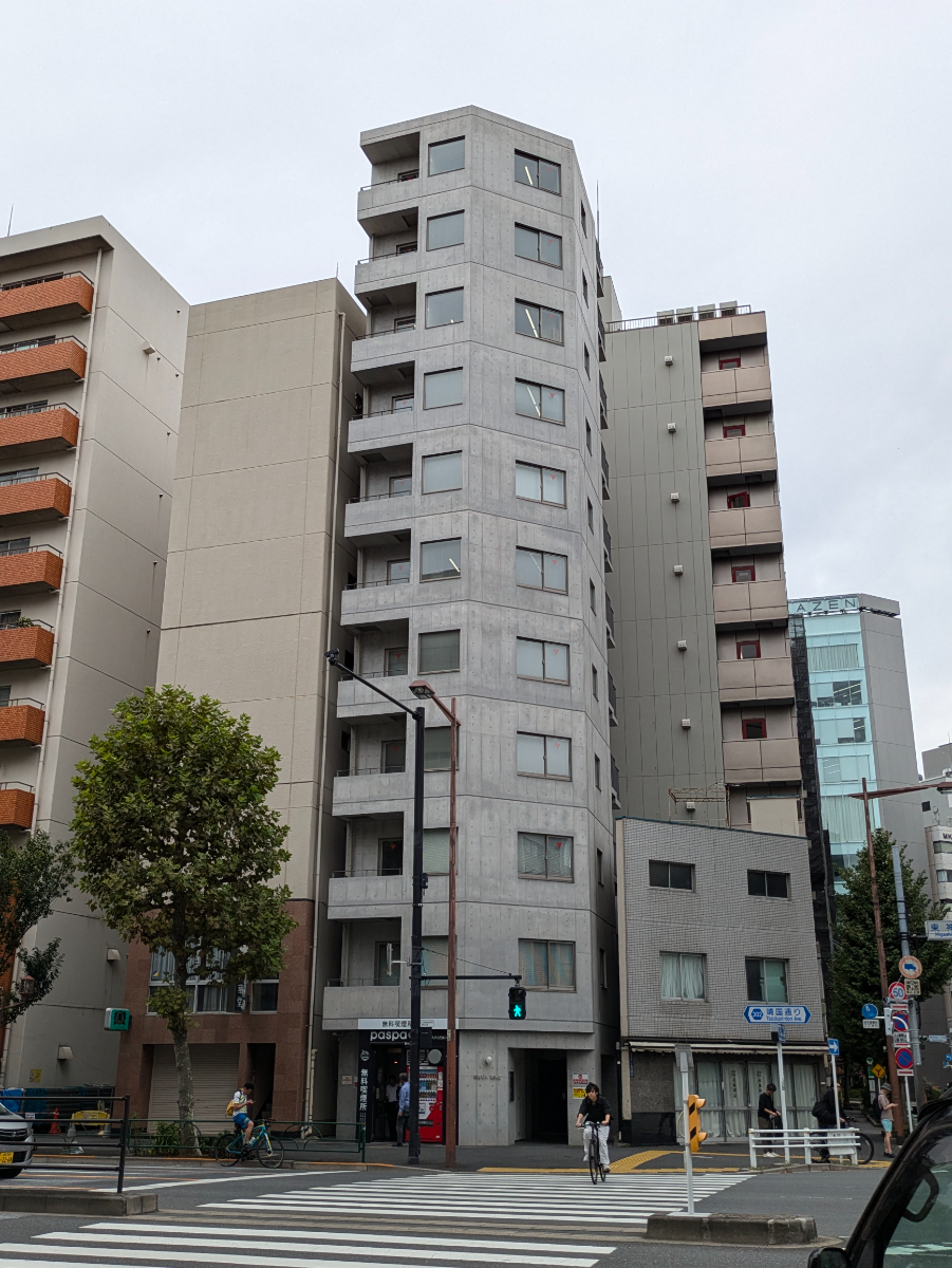fresh/building/J00100476457_1