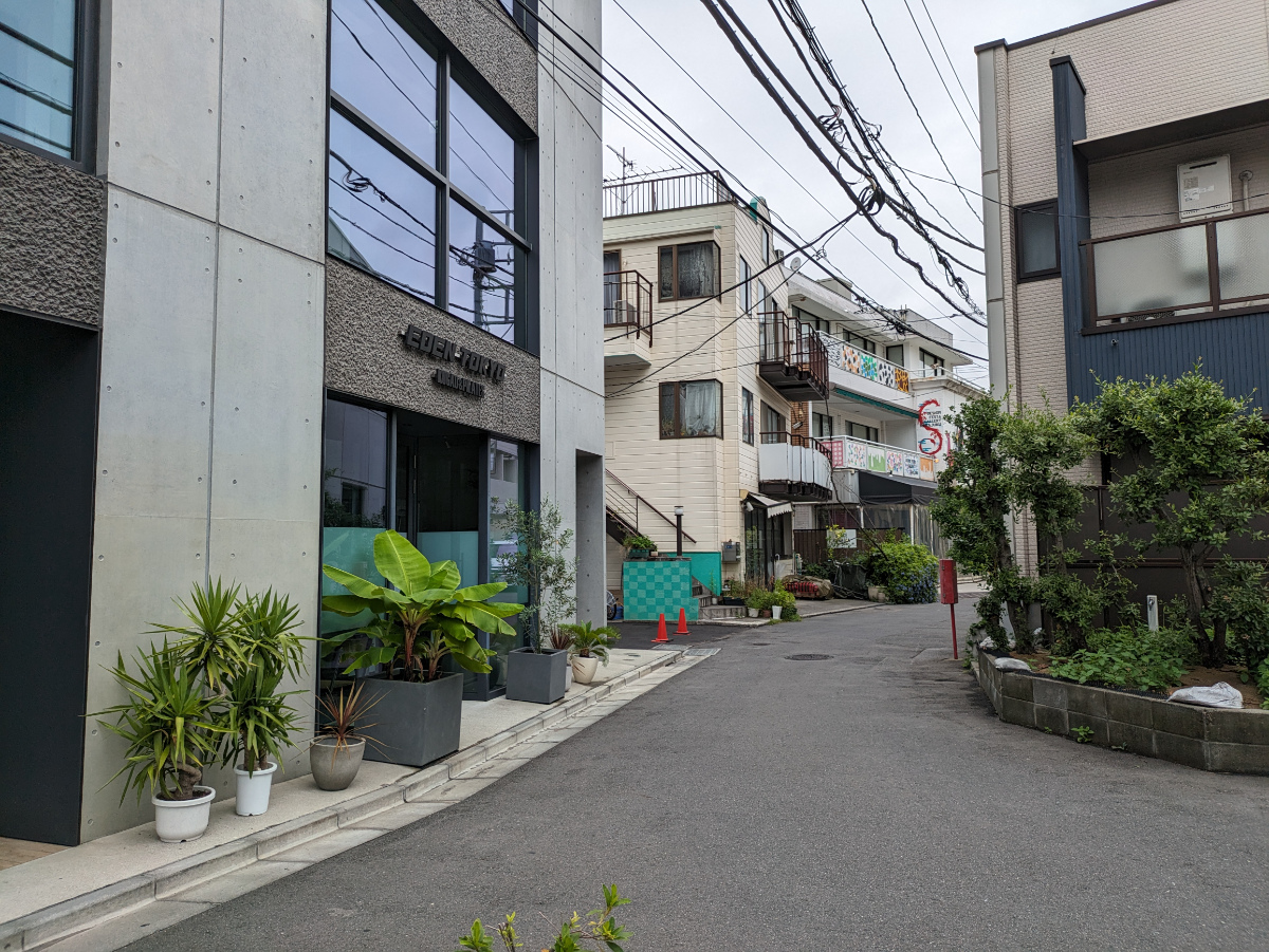 fresh/building/J00100477744_2