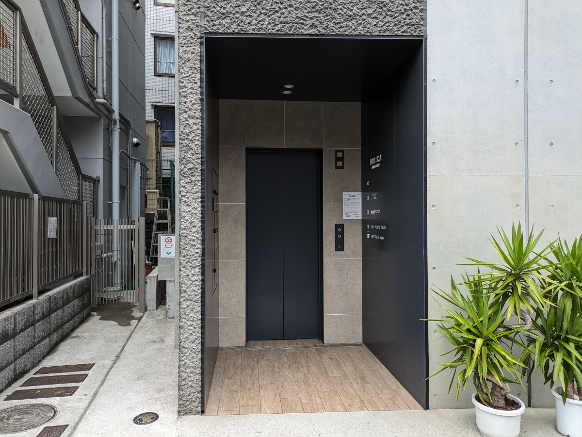 fresh/building/J00100477744_4