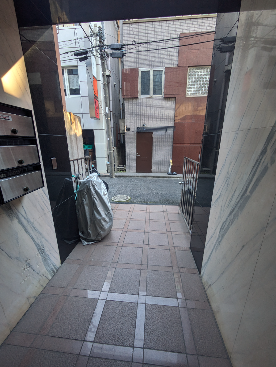 fresh/building/J00100478946_12