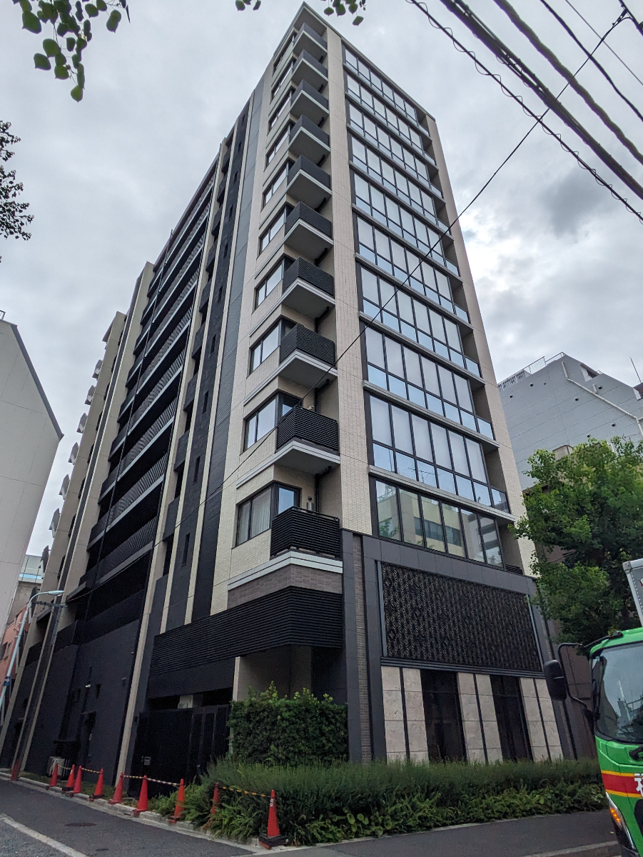fresh/building/J00100483200_1