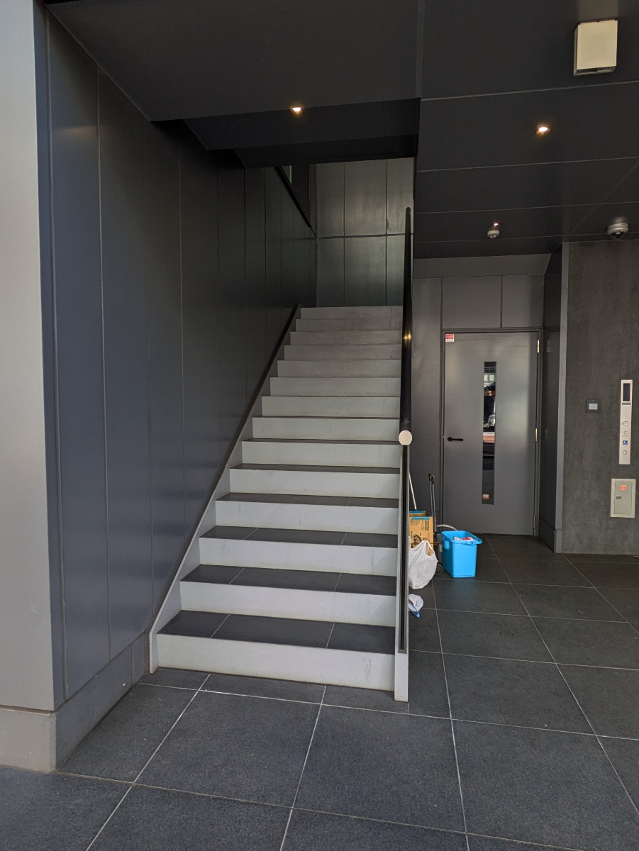 fresh/building/J00100483638_5