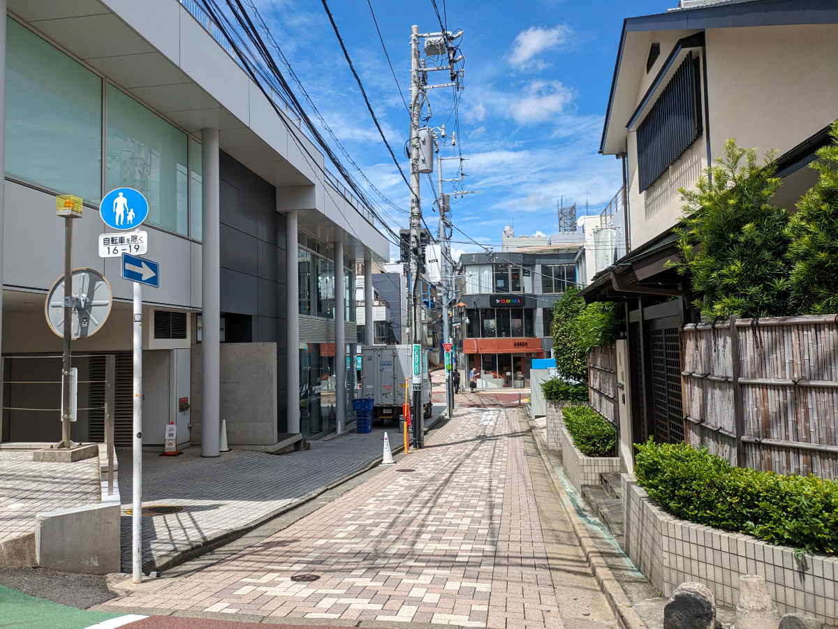 fresh/building/J00100490951_15